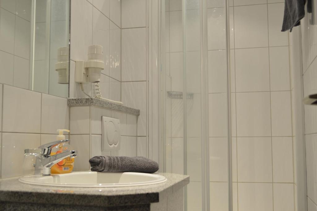 Abant Hotel Frankfurt Обертсгаузен Номер фото