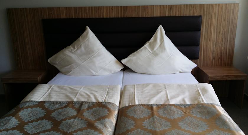 Abant Hotel Frankfurt Обертсгаузен Екстер'єр фото